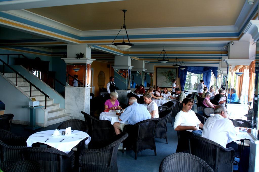 Hotel Kismet 4*